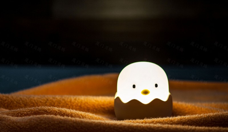 趣味蛋壳小鸡灯